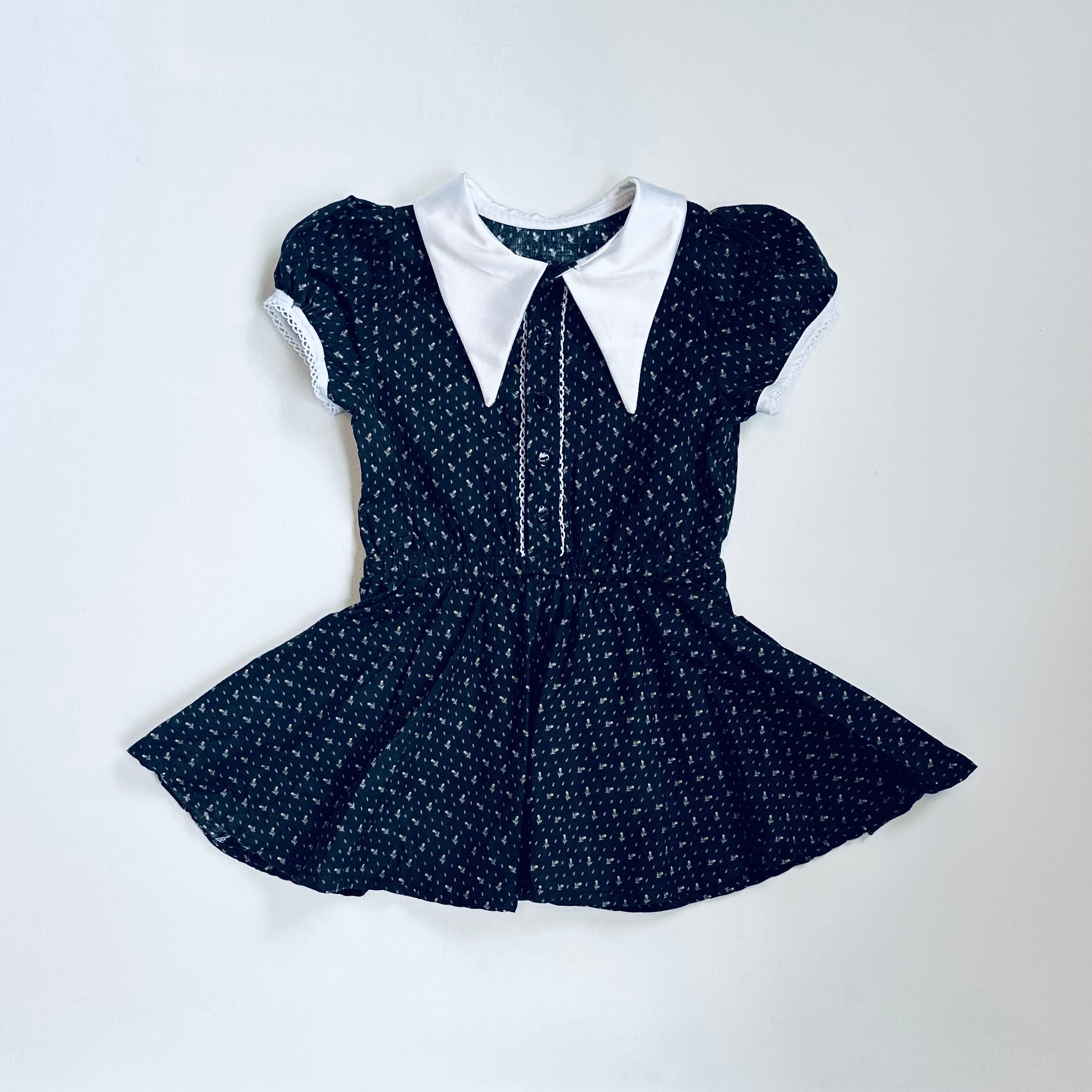 SAMPLE SALE, Wednesday, 3T